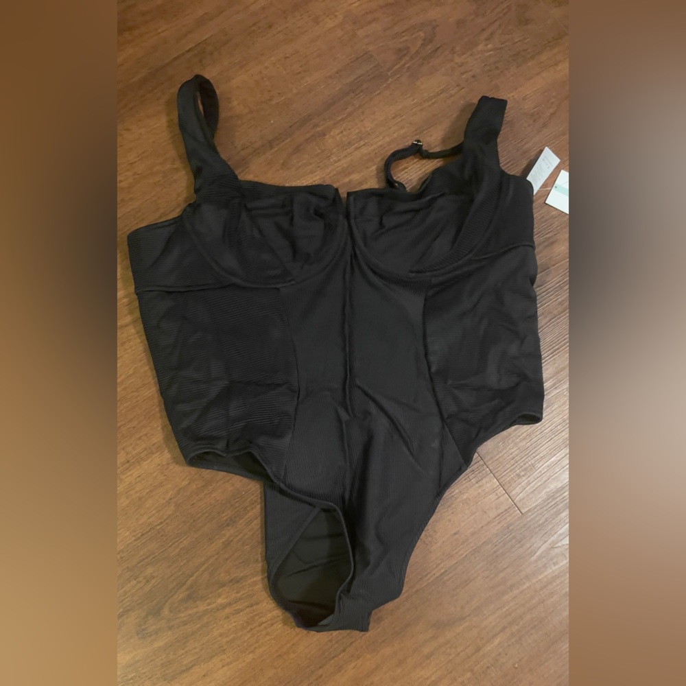 Camille Kostek Iconic One Piece - 2XL - Midnight